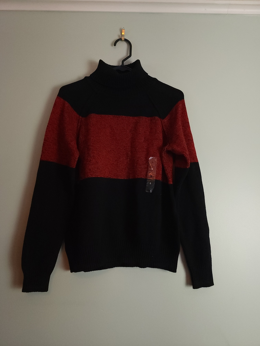 Karen Scott Black and Red Turtleneck Sweater